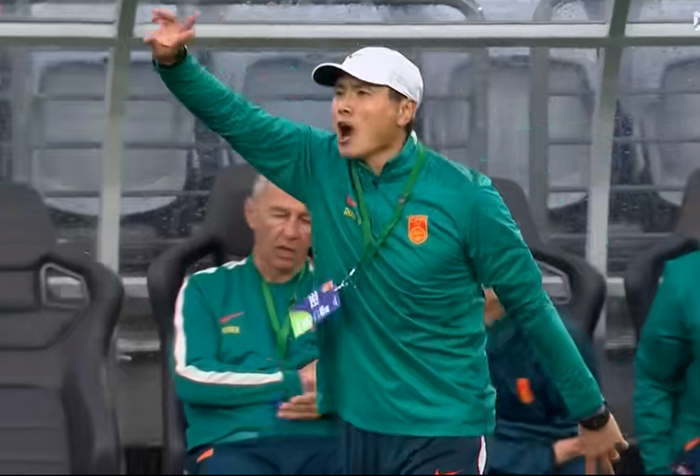 国足迎战喀麦隆热身赛 邵佳一：专注过程方能突