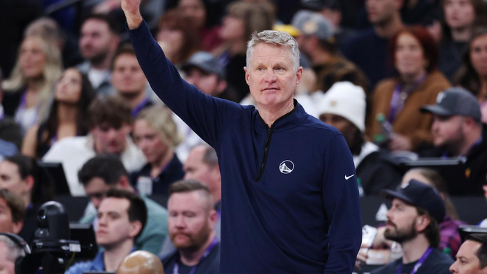 科尔力挺阿德巴约83分创纪录：质疑声中坚守执教