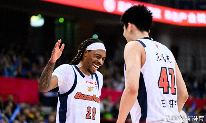 CBA常规赛第36轮：上海17连胜领跑，广厦稳居前三